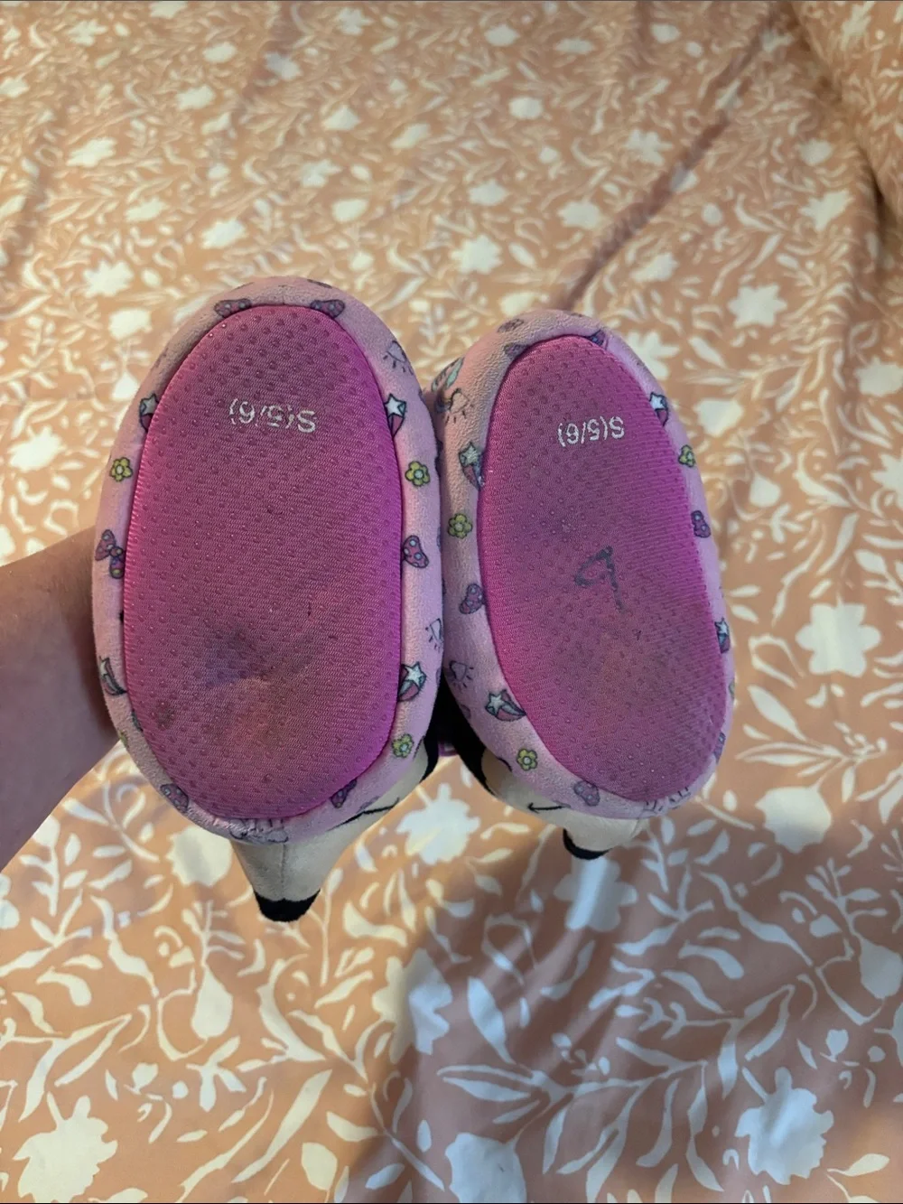 Disney Minnie Mouse Pink Polka Dot Kids Slippers
